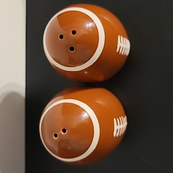 Football Salt & Pepper Shakers - Picture 5 of 6